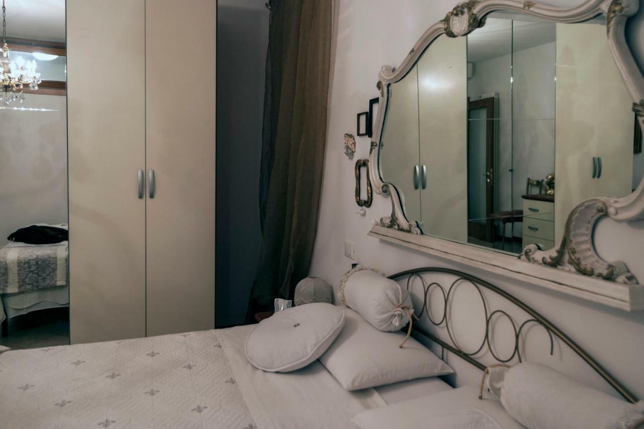 Casa Del Sole Appartamento N° 2 White And Gold Room Gavardo Exteriör bild
