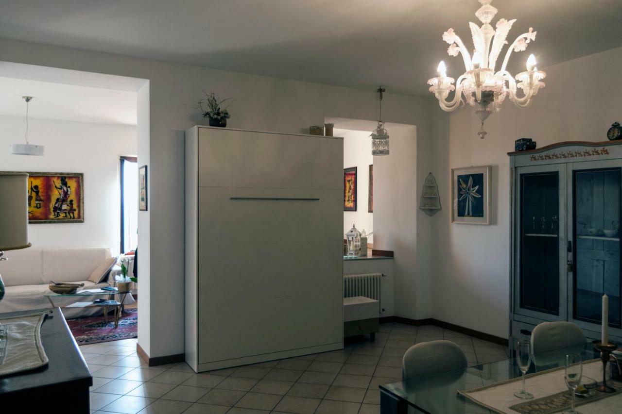 Casa Del Sole Appartamento N° 2 White And Gold Room Gavardo Exteriör bild